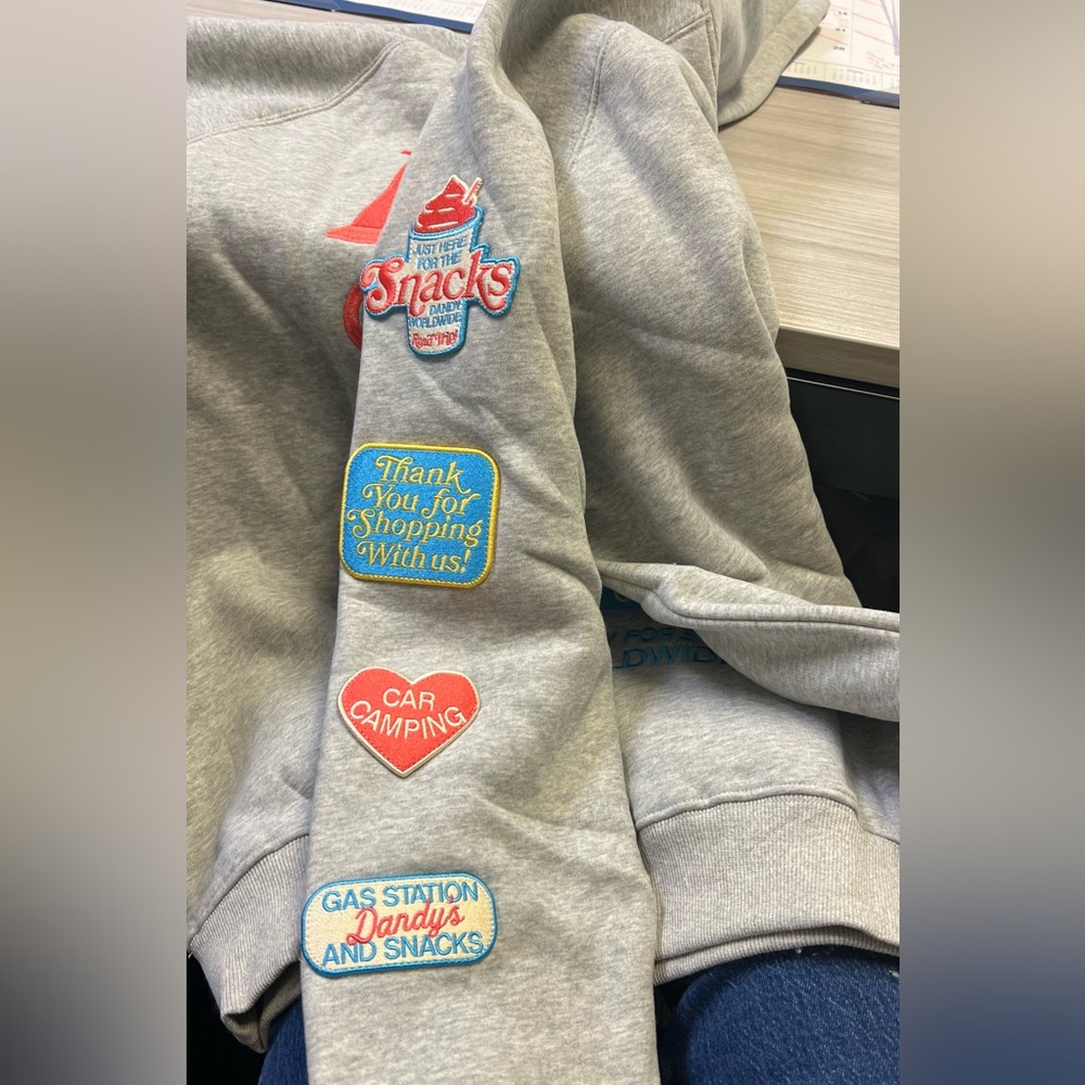 Dandy’s Roadtrip hoodie - Picture 4 of 6